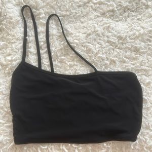 Pretty Little Thing Black Strappy Crop Top Size 0